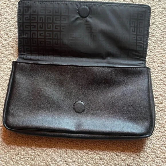 Givenchy Parfums clutch - Picture 3 of 6